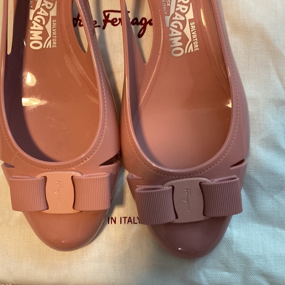 Salvatore Ferragamo Jelly Cutout Ballerina - Picture 4 of 7